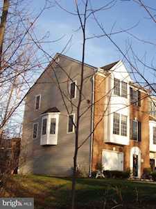 1401 Peregrine Path Arnold, MD 21012
