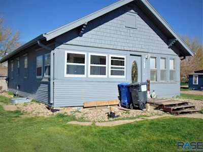 125 N Main Ave Tea, SD 57064