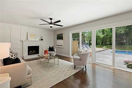 4363 Fielding Ln Peachtree Corners, GA 30092