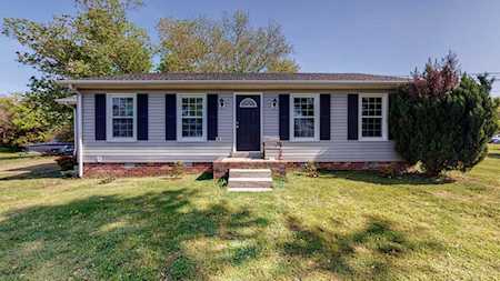 4242 Kinneys Rd Springfield, TN 37172