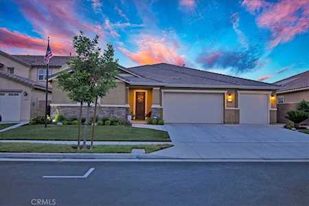 7363 Lichen Drive Eastvale, CA 92880