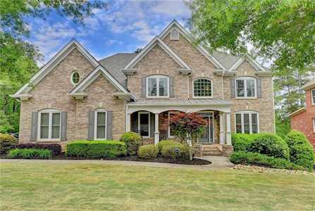 963 Lakebend Dr Lawrenceville, GA 30045