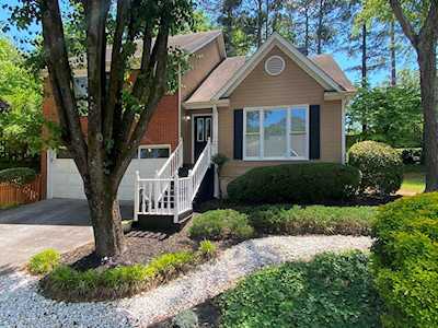 2006 Falcon Glen Ct Alpharetta, GA 30022