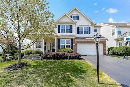2745 Cordella Street Blacklick, OH 43004
