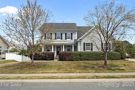 2151 Chickasaw Loop Rock Hill, SC 29732