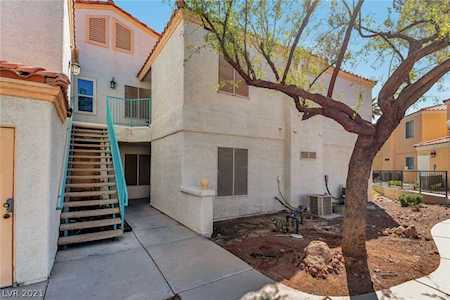 8452 Boseck Dr #162 Las Vegas, NV 89145