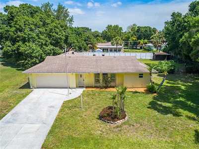 1428 Maple St Nokomis, FL 34275