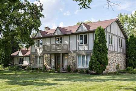 1804 Vanbuskirk Rd Anderson, IN 46011