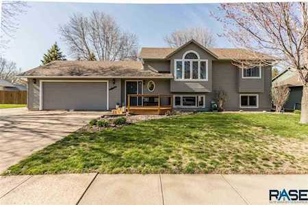 208 W Chicory Dr Brandon, SD 57005