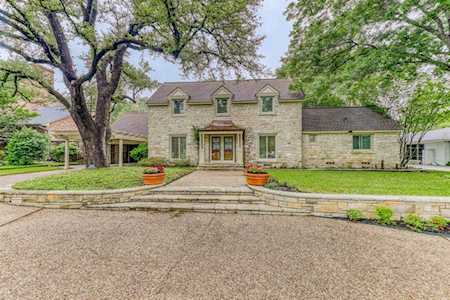 6312 Curzon Avenue Fort Worth, TX 76116