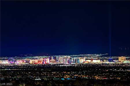32 Berneri Dr Las Vegas, NV 89138