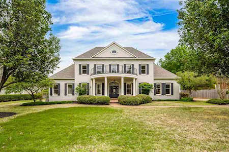 3270 Bedford Ln Germantown, TN 38139