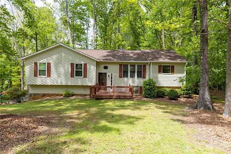 2310 Westland Mill Acworth, GA 30102