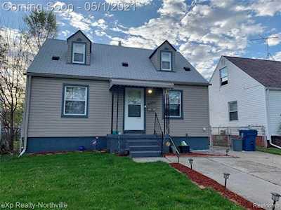 5037 S Hubbard St Wayne, MI 48184