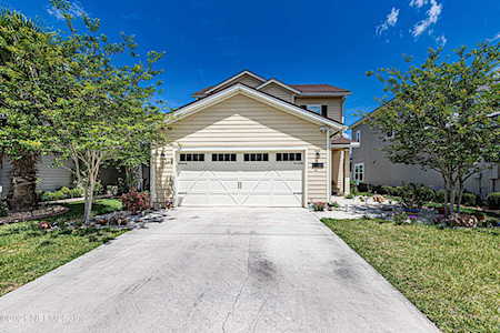 92 Fernbrook Dr St Johns, FL 32259