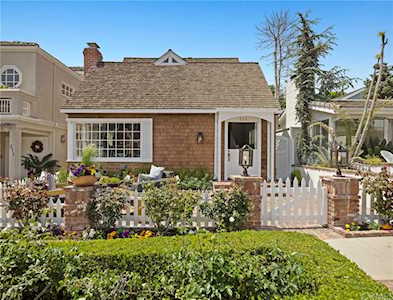 213 Iris Ave Corona Del Mar, CA 92625