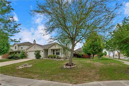 100 S Pecanwood Kyle, TX 78640