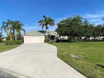 6115 9th Avenue CIRCLE NE Bradenton, FL 34212