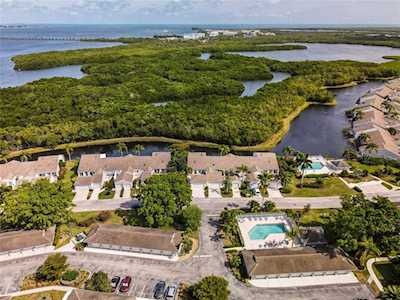 1310 Perico Point CIRCLE Bradenton, FL 34209