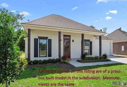 846 Flat Lands Dr Gonzales, LA 70737