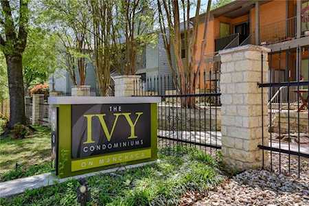 3204 Menchaca RD #104 Austin, TX 78704