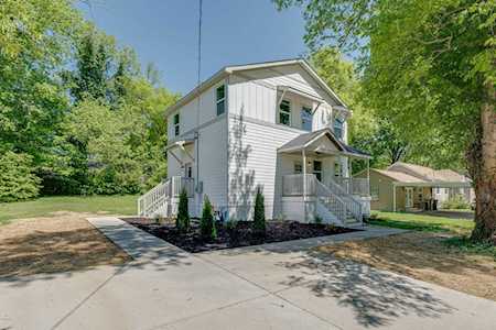 2727 Bobby Ave Nashville, TN 37216