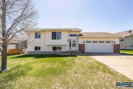 4513 W Panda Dr Sioux Falls, SD 57107