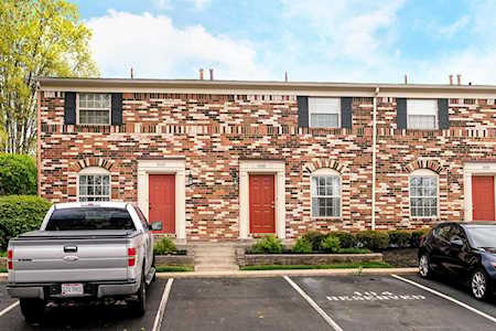 2560 Scioto View Lane Columbus, OH 43221