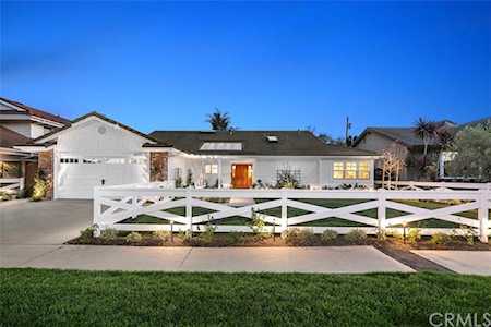 1989 Kornat Dr Costa Mesa, CA 92626