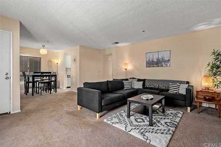 12141 Centralia St #206 Lakewood, CA 90715