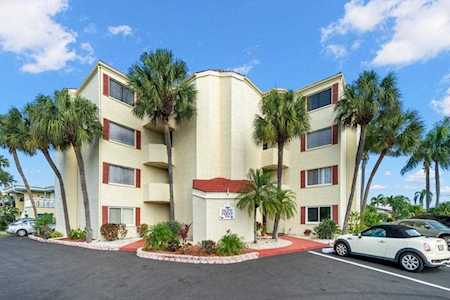 298 Skiff POINT #203 Clearwater, FL 33767