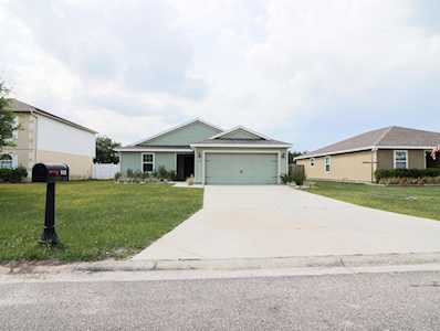 648 Islamorada Dr Macclenny, FL 32063
