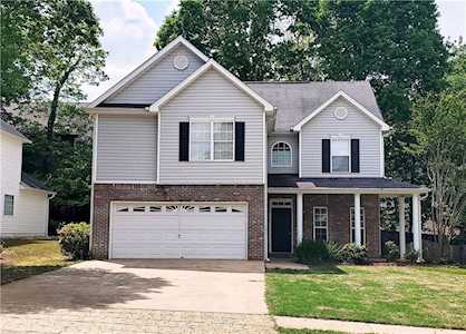 119 Northtowne Dr Woodstock, GA 30188