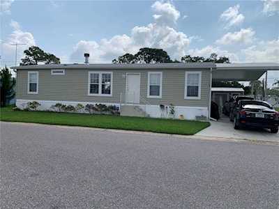 4911 5th Street Ct W Bradenton, FL 34207
