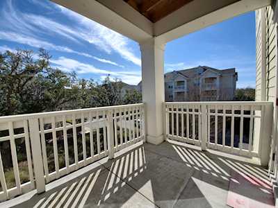 2244 Ashley Crossing Dr Charleston, SC 29414