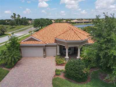 8201 Heritage Grand PLACE Bradenton, FL 34212