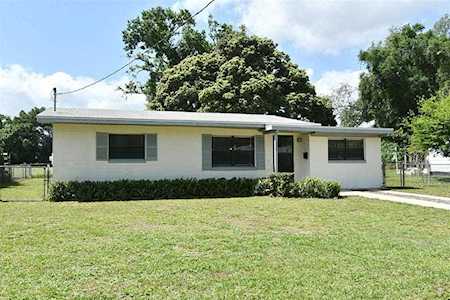 136 Overbrook Dr Casselberry, FL 32707