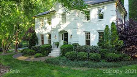 2829 Cross Country Rd Charlotte, NC 28270