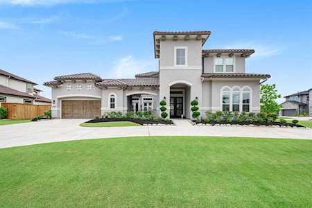 10415 Grapevine Shore Ln Cypress, TX 77433