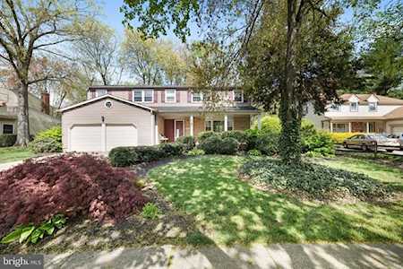 787 Cornwallis Dr Mount Laurel, NJ 08054
