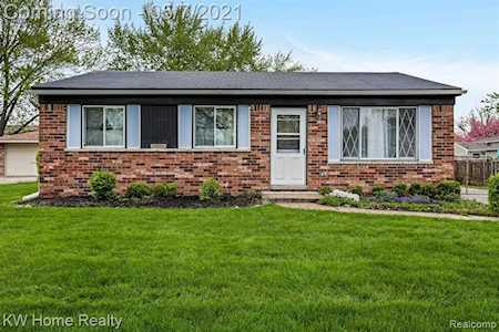 23102 Whitby Ave Flat Rock, MI 48134