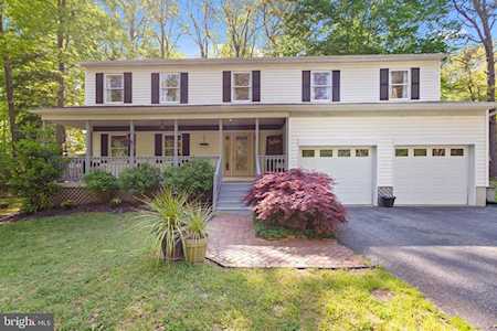 960 Rock Hills Ct Saint Leonard, MD 20685