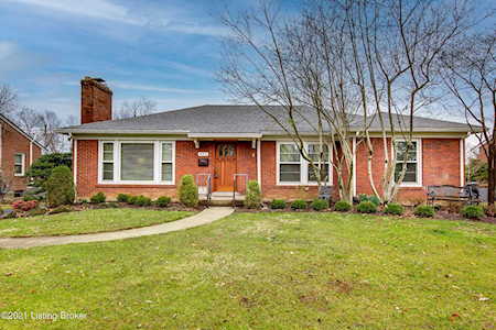 425 Deerfield Ln Louisville, KY 40207