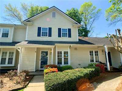 2704 New Hamlin Way Charlotte, NC 28210