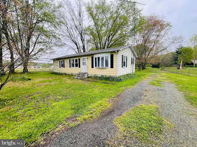 1248 Parkers Chapel Rd Marydel, DE 19964