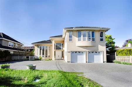 3691 Pacemore Avenue Richmond, BC V7C 1N8