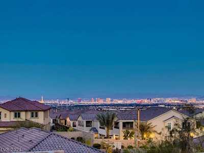 466 Cabral Peak St Las Vegas, NV 89138