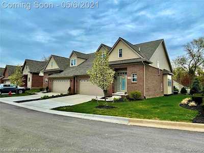 42384 Gateway Dr Plymouth, MI 48170