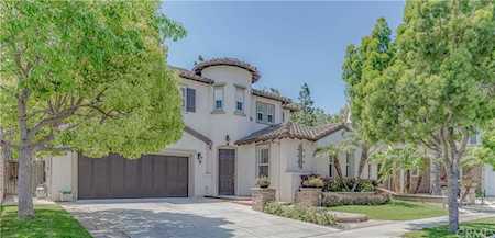 1938 W Deerefield Rd Santa Ana, CA 92704