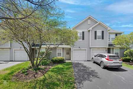 1127 Vail Ct Naperville, IL 60540